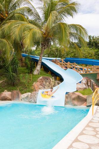 水上樂園, Resort y Parque Acuatico Valle Dorado in 埃爾艾斯托爾