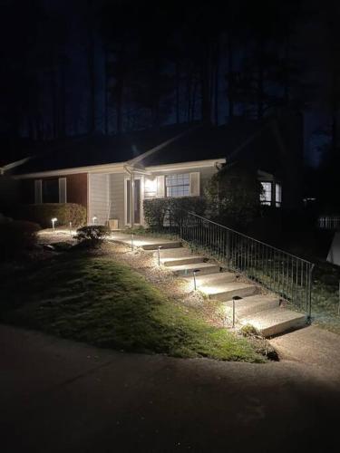 Walk to Avalon or Downtown 3 Walk to Avalon or Downtown 3