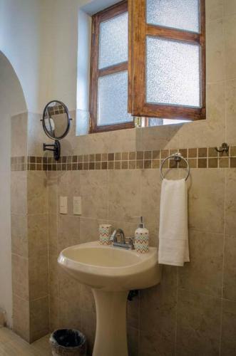 4 BD Colonial in Centro Near the Parish-7 Min Walk in San Miguel de Allende, Mexico