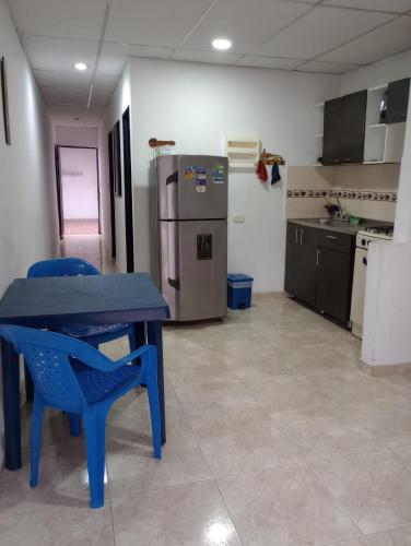 2 bedrooms, 3 beds