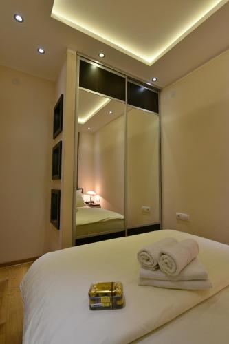 Villa Natural Wood