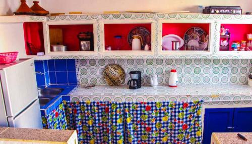 ห้องครัว, White And Blue in เอสซาวีรา ซิตี้ เซ็นเตอร์