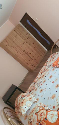 Ap 3 camere Neptun Tina Ap 3 camere Neptun Tina