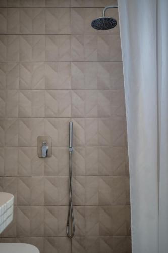 Wisteria Apartments - image 14