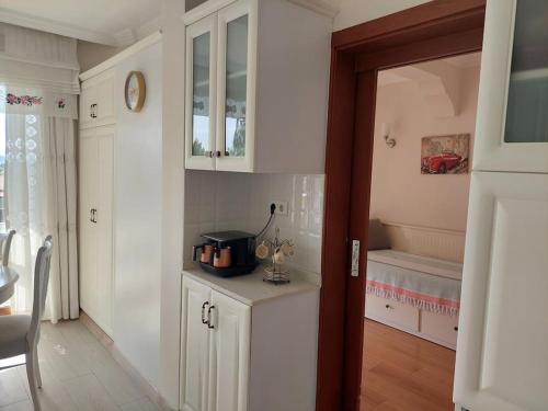 Şifne yalı'da 4 oda 9kisi yatak kapasite manzaralı (Sifne yalı'da 4 oda 9kisi yatak kapasite manzaralı) in Reisdere