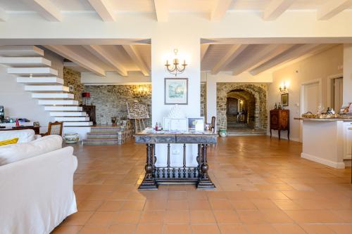Vestabils, Palazzo Gargano in Prignano Cilento