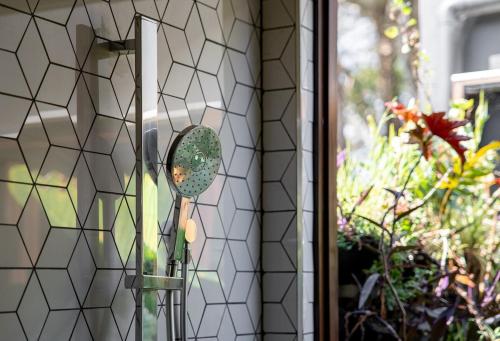 Villa Catherine | Designer Home + Studio - image 12