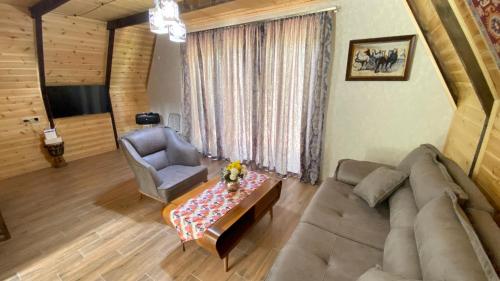 Παροχές, Ecohouse Machakhela in Acharistskali