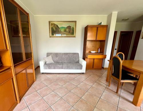 Apartment with garden and garage Dongo - Larihome A28, Dongo (photo 3)