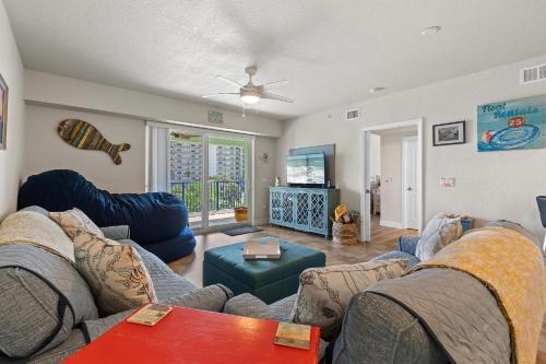 Oceanwalk 18-306 in New Smyrna Beach, USA