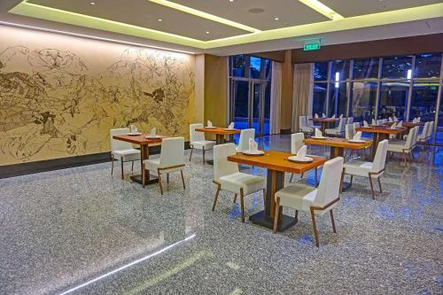 Radisson Hotel Guayaquil - image 5