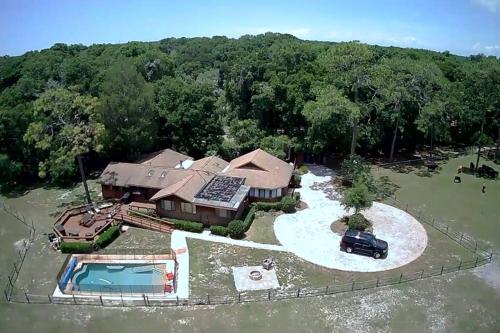 Triangle Ranch in Spring Hill
