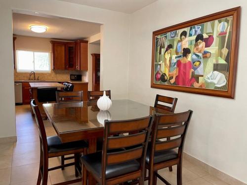 Spacious 4BD25BA Retreat Near Hospital & Tumon - image 13