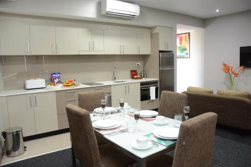 Κουζίνα, Ratsun Nadi Airport Apartment Hotel in Nadi