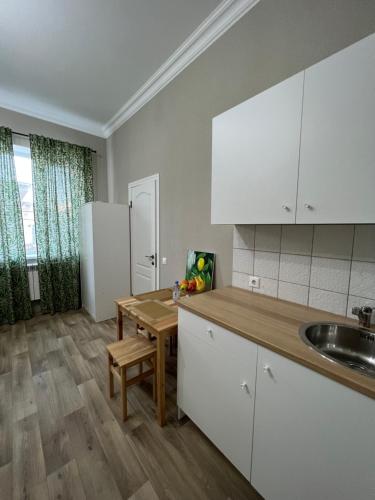 아크타우 Гостевой Дом 125 (Гостевои Дом 125) 2성급 호텔 수영장