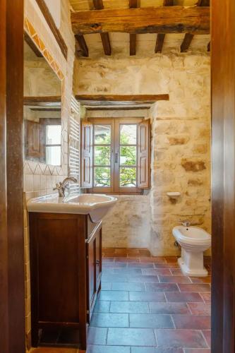 Castello di Cisterna Uno