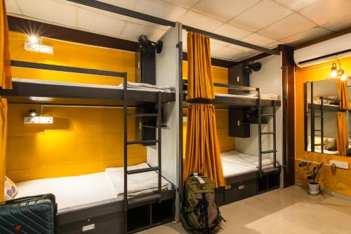 Forrest Hostels in Bandra Kurla Complex
