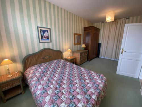 Three-Bedroom Home image 4