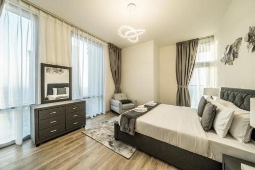 Luxurious 2BDR Apartment in Amna Tower - image 3