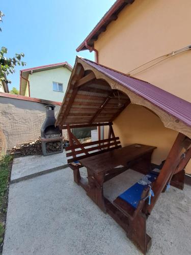 Casa Vlad in 科斯蒂内什蒂