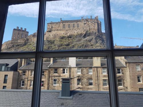 223 Websters land - stunning castle view 5