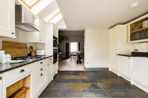 The North Kensington Cottage No2 - image 7