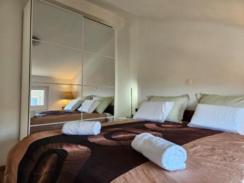 Adriatic sunset cruise