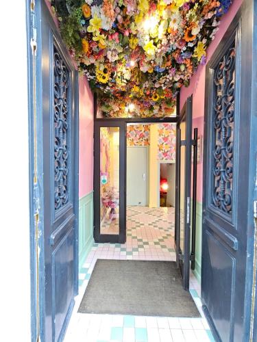 Pink Hotel - image 7