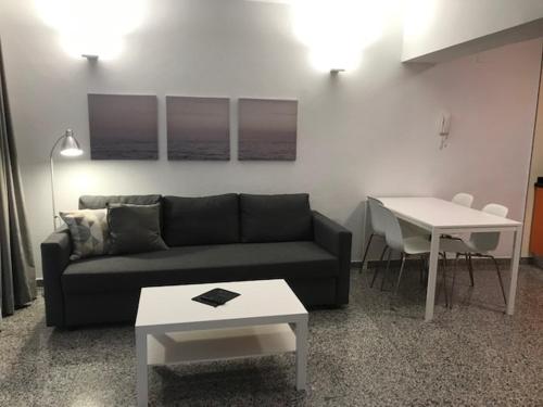 Two-Bedroom Apartment image 6