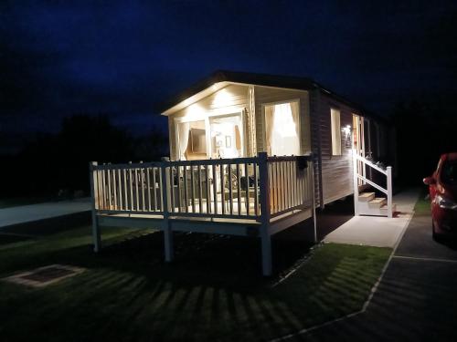 3-Bed Caravan - Haven Lakeland Leisure Park, Grange-over-Sands
