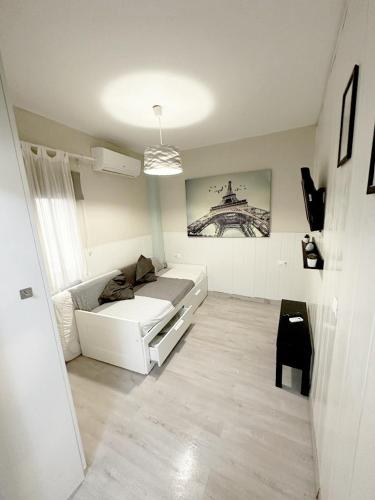 Estudio cerca estación bus y tren