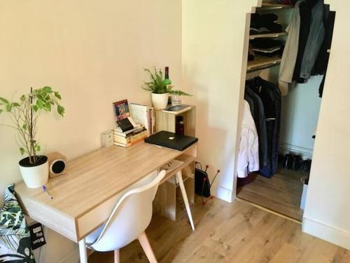 Charmant Appartement Proche des Buttes-Chaumont, Paris (photo 3)