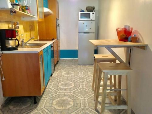 Charmant Appartement Proche des Buttes-Chaumont, Paris (photo 5)
