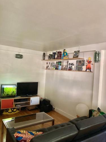 Charmant Appartement Proche des Buttes-Chaumont, Paris (photo 6)