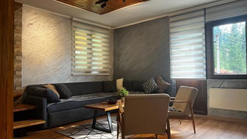 Ma Ritz in Donje Karaklije