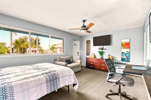 Boutique Beach Retreat – Treasure Island, FL