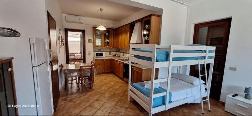 One-Bedroom House image 2