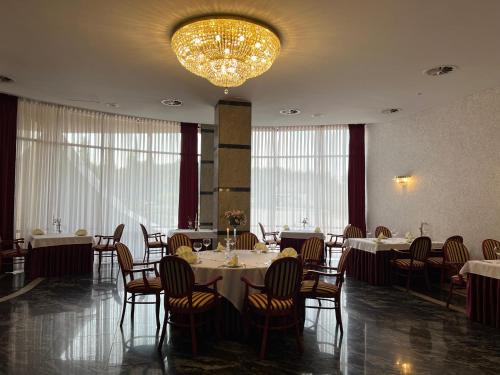Restorāns, Hotel Amadeus in Wodzislaw Slaski