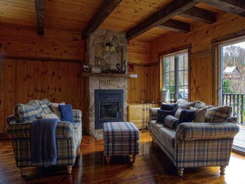 Lake Access, Hot Tub, Swim Platform etc Kedros in Entrelacs (QC)