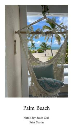 Palm Beach House - Stunning 3 Bedrooms beachfront - Nettle Bay Beach Club, Baie Nettle