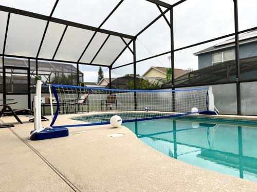 Golf Country Pool Home In Southern Dunes in Haines City, USA