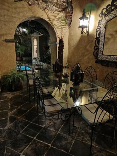 582686370 Hacienda Las Amantes
