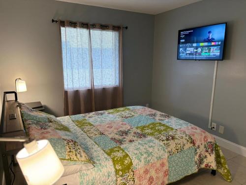 Coastal Breeze - 2BR Apartment in West Palm Beach, USA