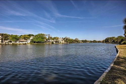Exquisite Lake Front Home Steps From Main Square in St. Augustine, USA