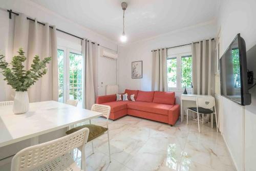 Home In The Alimos Marina, Athen
