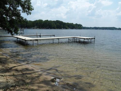Lorlee - A Large And Luxurious Lakefront Cottage!, Woodland Beach (photo 6)