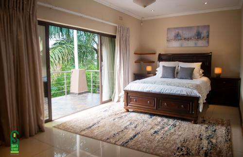 Su's Crest in Blantyre