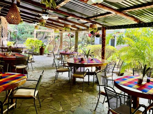 레스토랑, Hotel y Restaurante Alicante de Montaña, El Salvador (Hotel y Restaurante Alicante de Montana, El Salvador) in 아타코