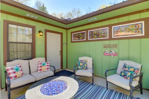 Létesítmények, Lakeside Retreat on 10 Secluded Acres in Fairfield Bay