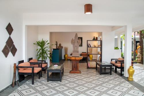 綠洲海港酒店 The Oasis Harbor